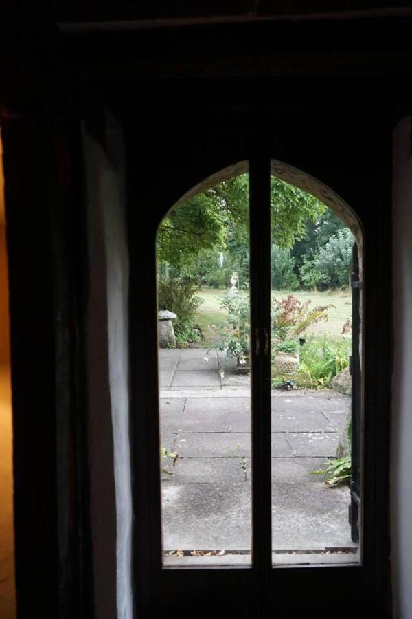 Villa Stunning Historic 2-Bed House In Shaftesbury Extérieur photo