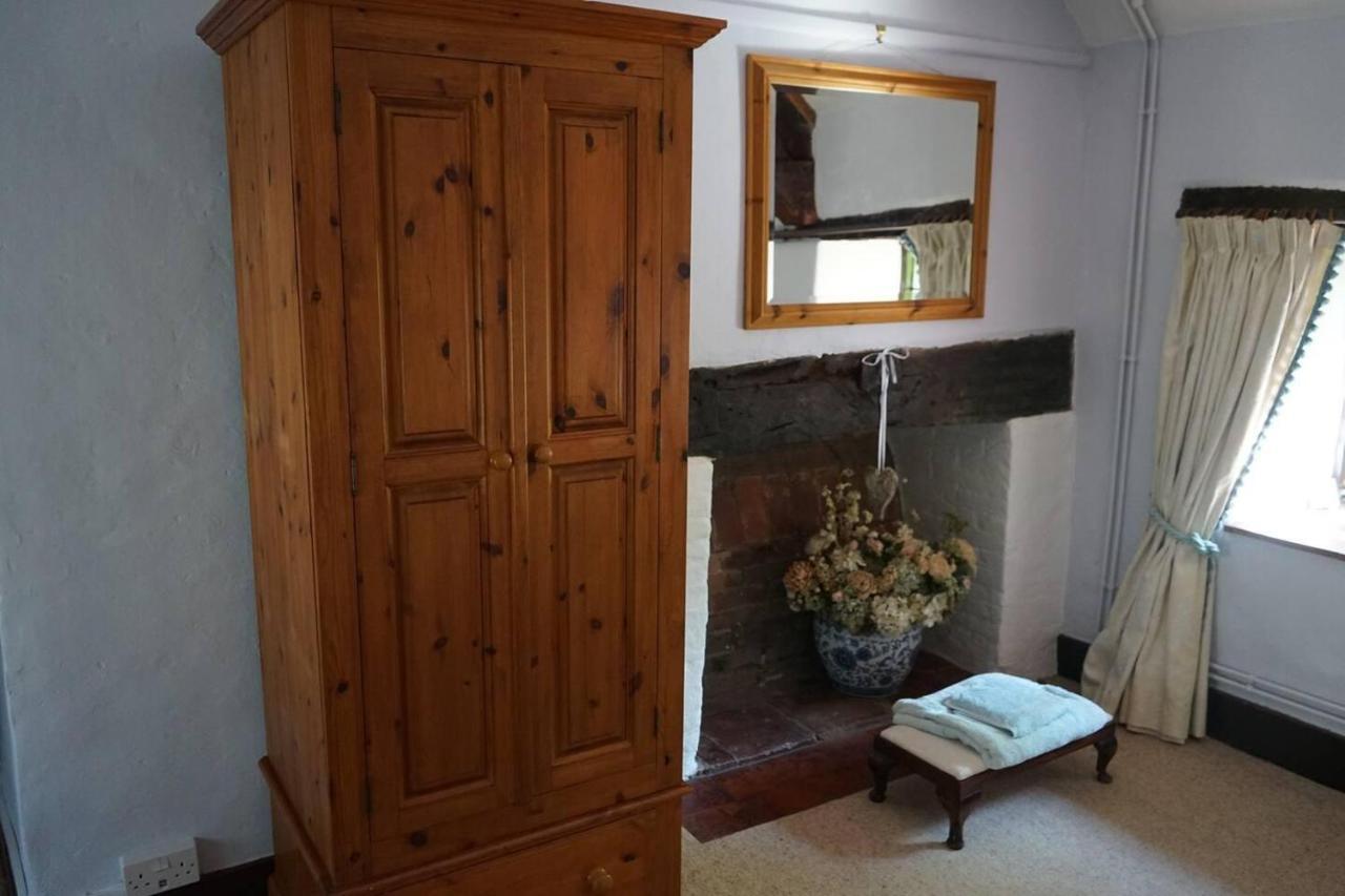 Villa Stunning Historic 2-Bed House In Shaftesbury Extérieur photo