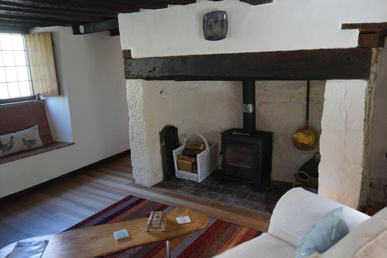 Villa Stunning Historic 2-Bed House In Shaftesbury Extérieur photo